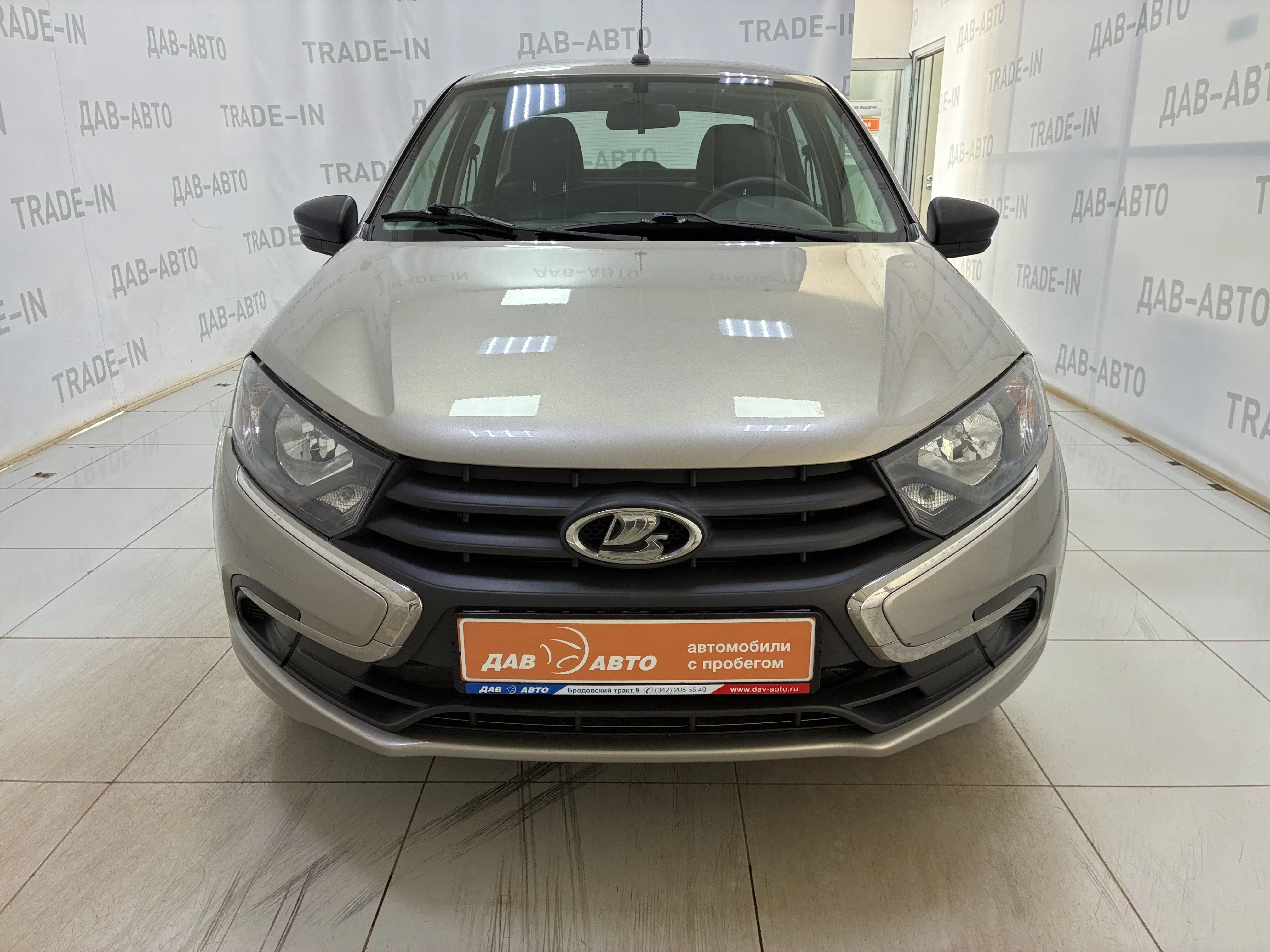 Lada (ВАЗ) Granta, I Рестайлинг, 1.6 MT (87 л.с.)