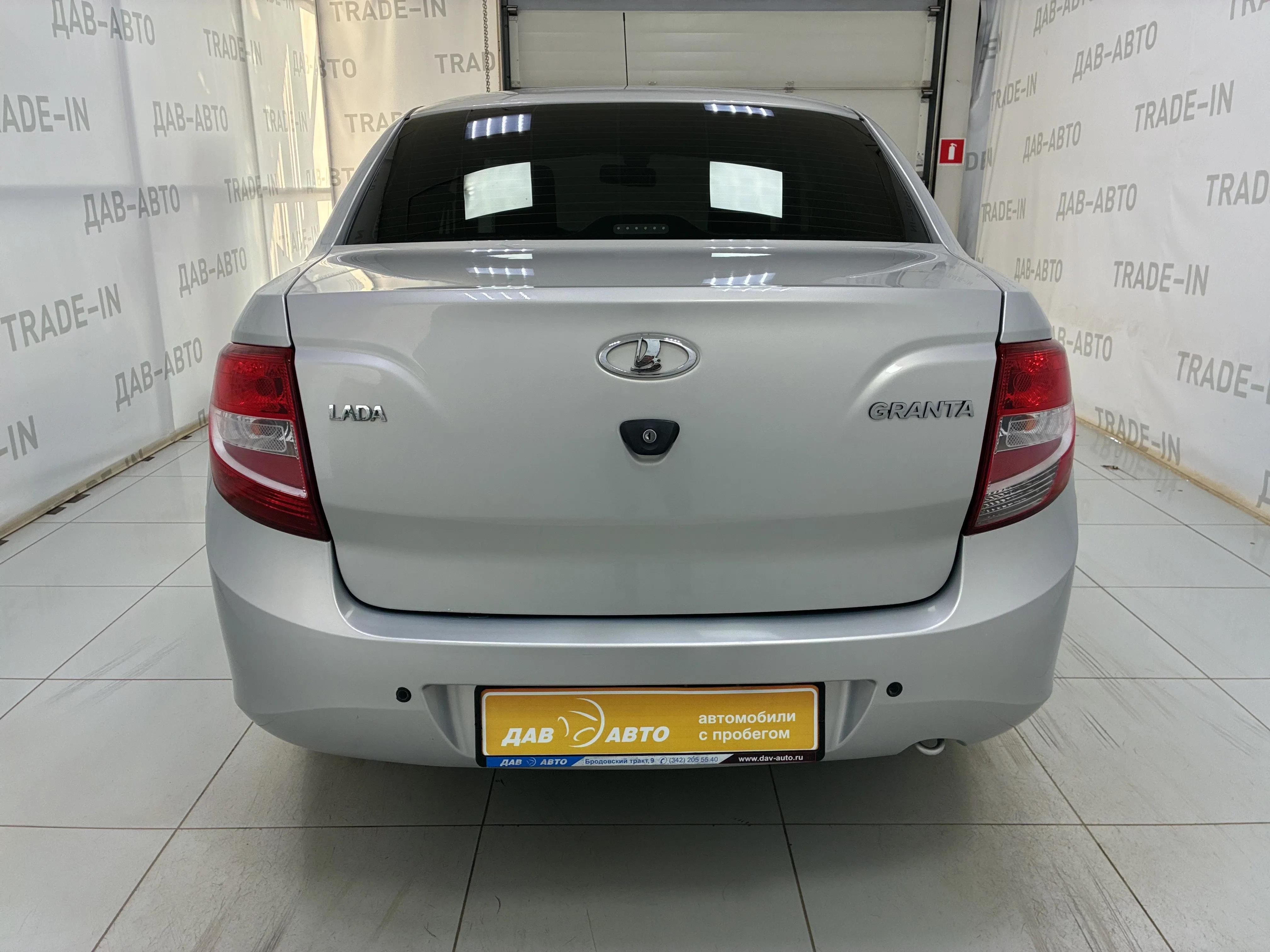 Lada (ВАЗ) Granta, I, 1.6 AMT (106 л.с.)