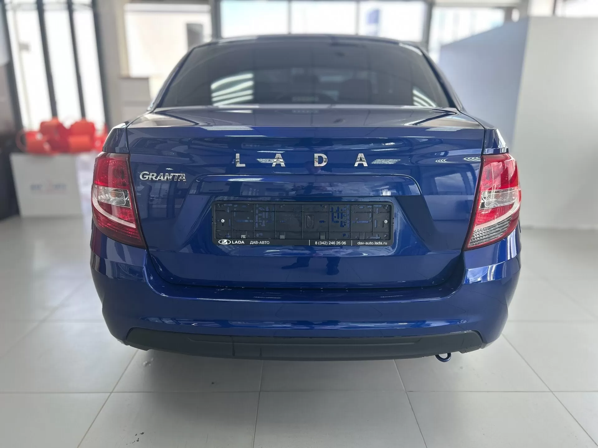 Lada (ВАЗ), Granta, I Рестайлинг, 1.6 MT (90 л.с.)