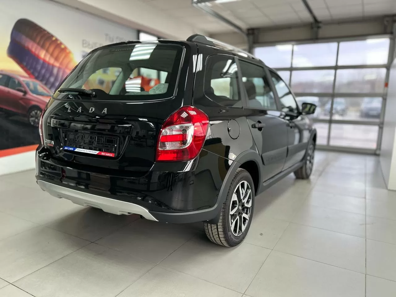 Lada (ВАЗ), Granta, I Рестайлинг, Cross 1.6 MT (90 л.с.)