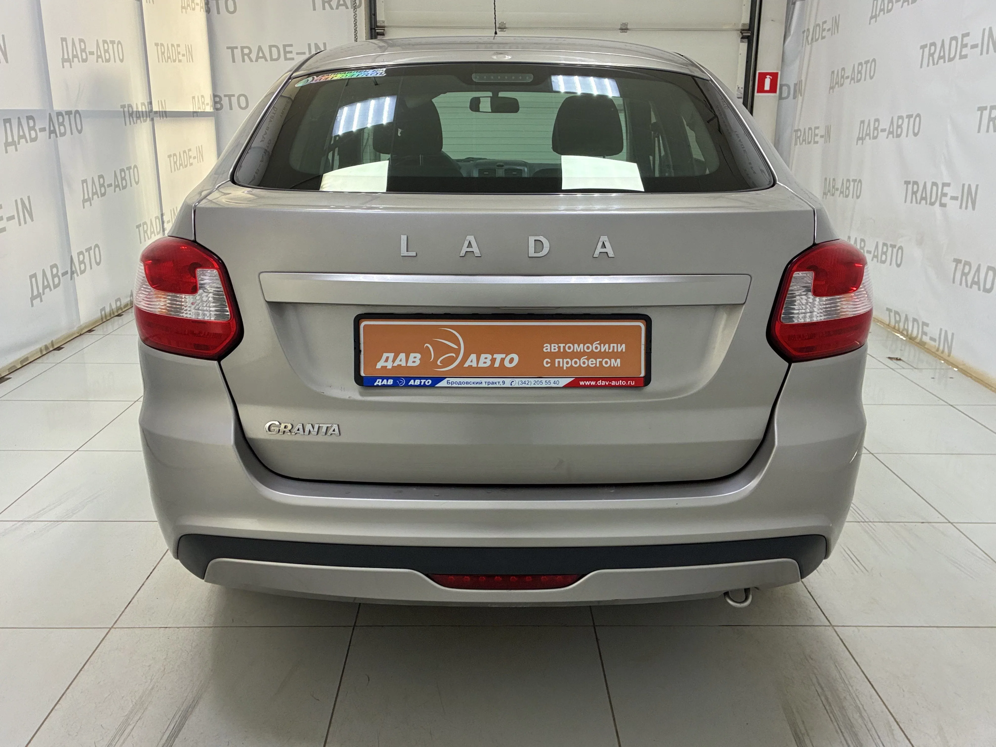Lada (ВАЗ) Granta, I Рестайлинг, 1.6 MT (87 л.с.)