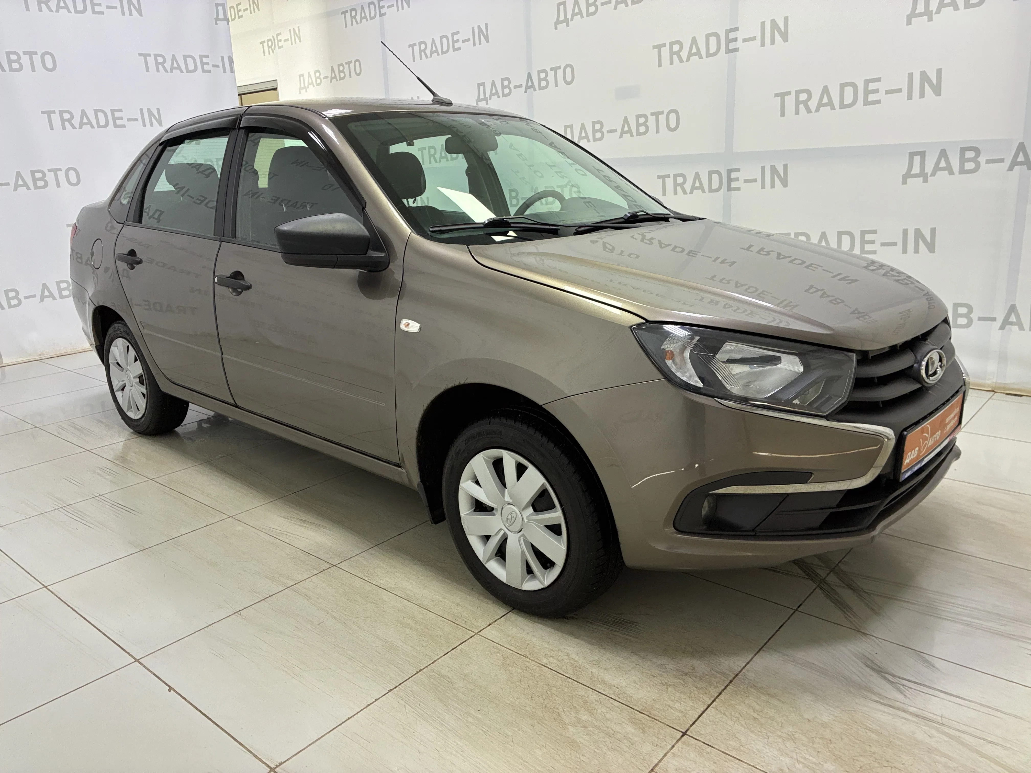 Lada (ВАЗ) Granta, I Рестайлинг, 1.6 MT (87 л.с.)