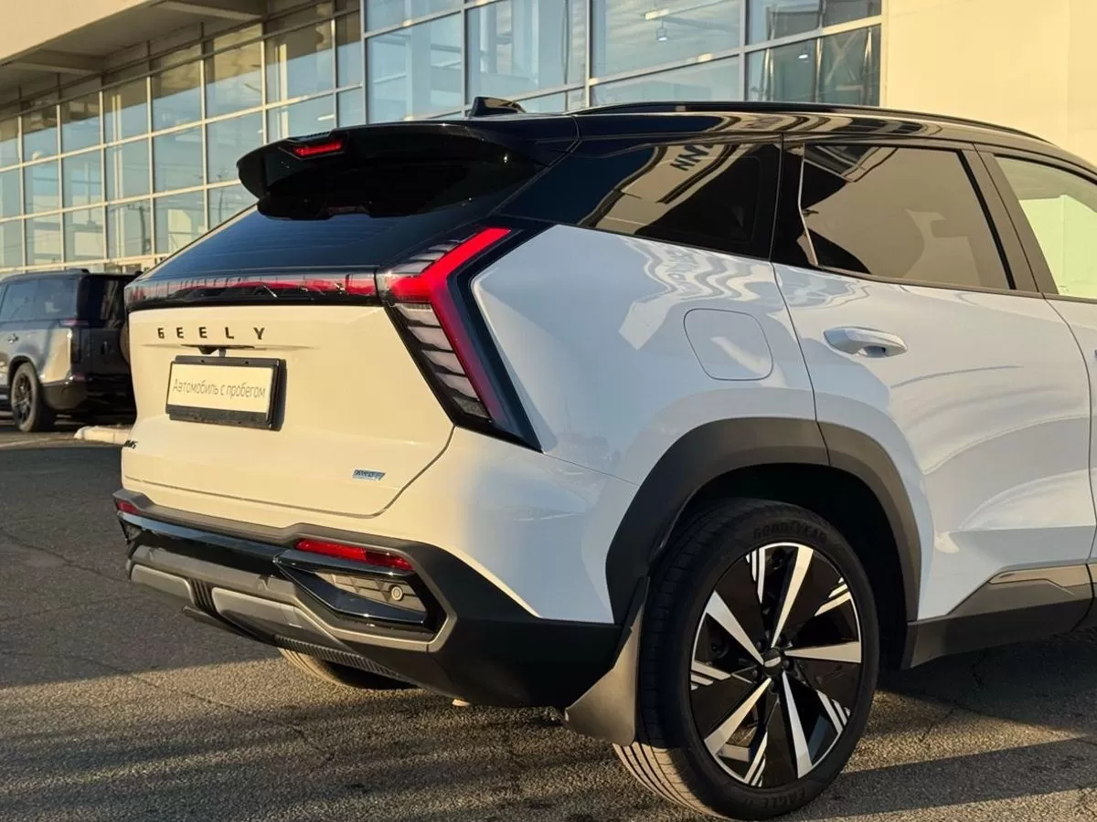 Geely Atlas, II, 2.0 AT (200 л.с.) 4WD