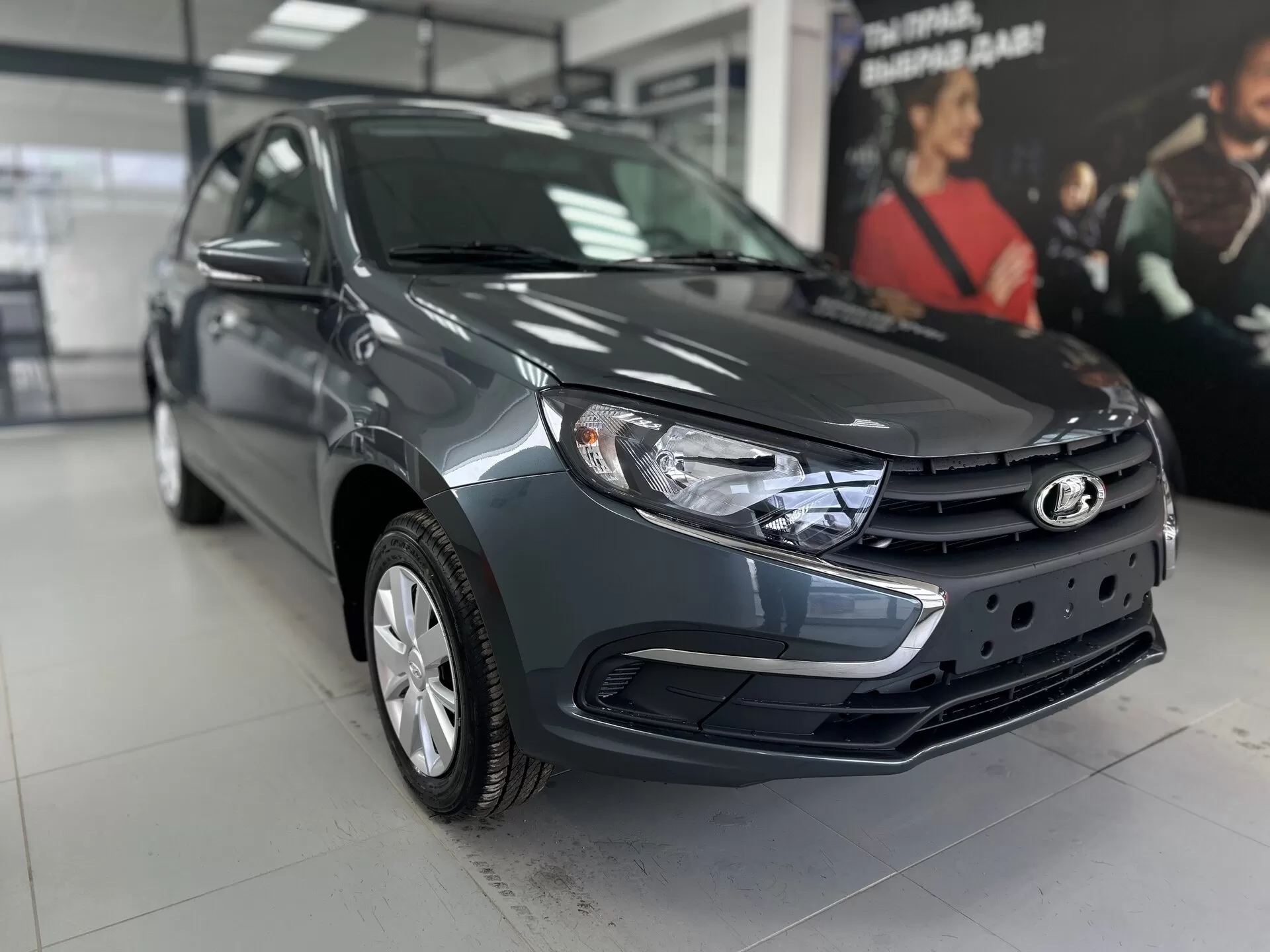 Lada (ВАЗ), Granta, I Рестайлинг, 1.6 MT (90 л.с.)