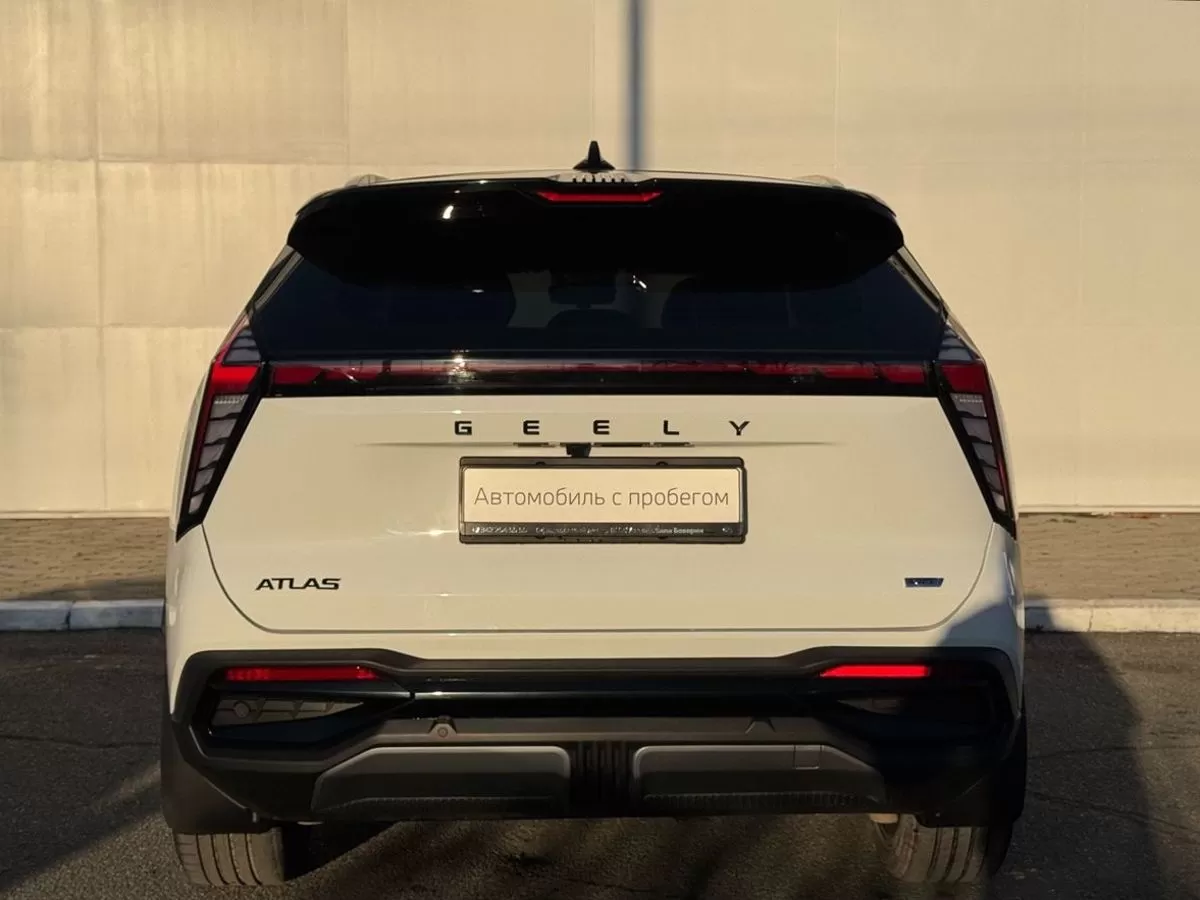 Geely Atlas, II, 2.0 AT (200 л.с.) 4WD