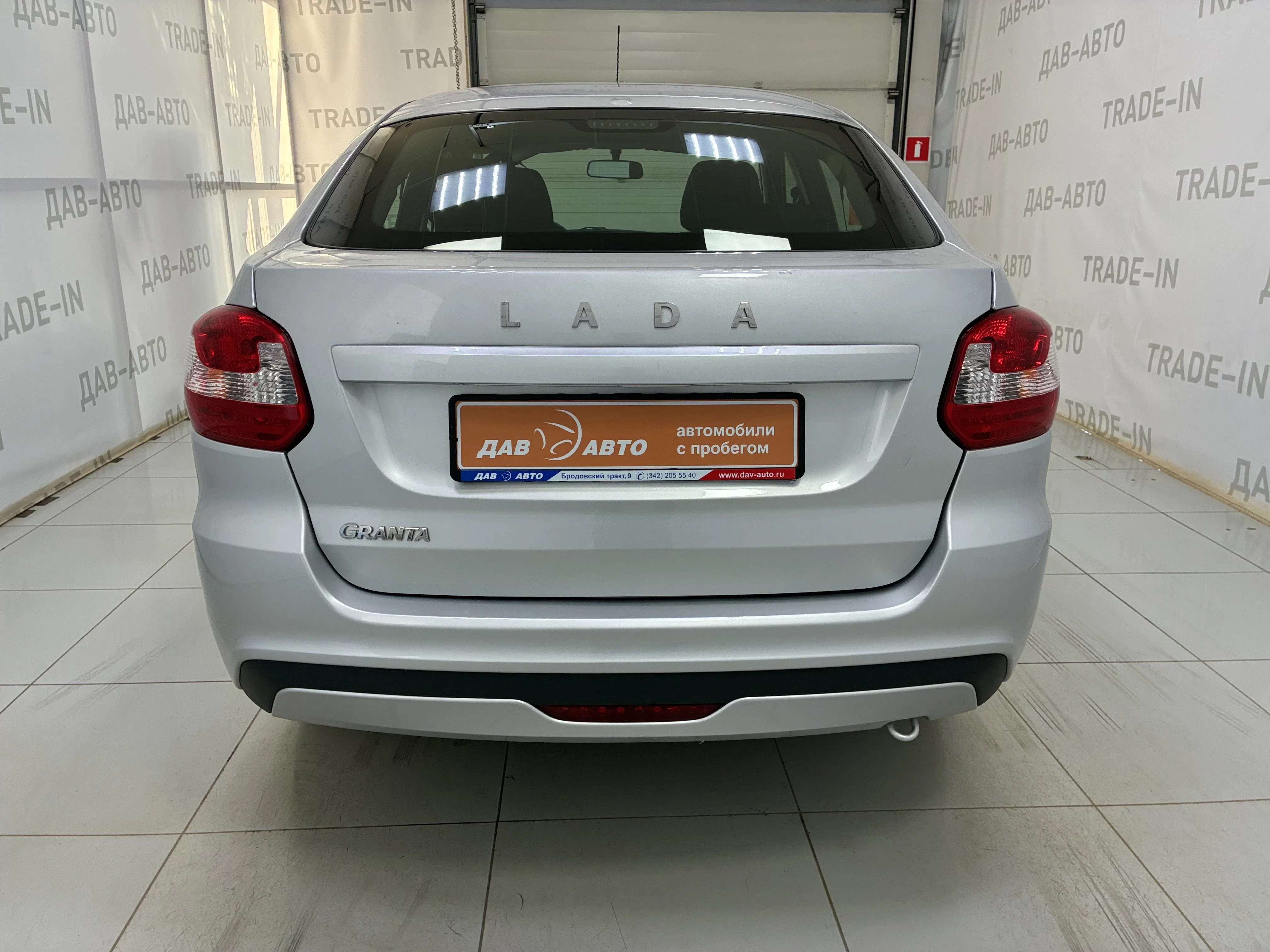Lada (ВАЗ) Granta, I Рестайлинг, 1.6 MT (90 л.с.)
