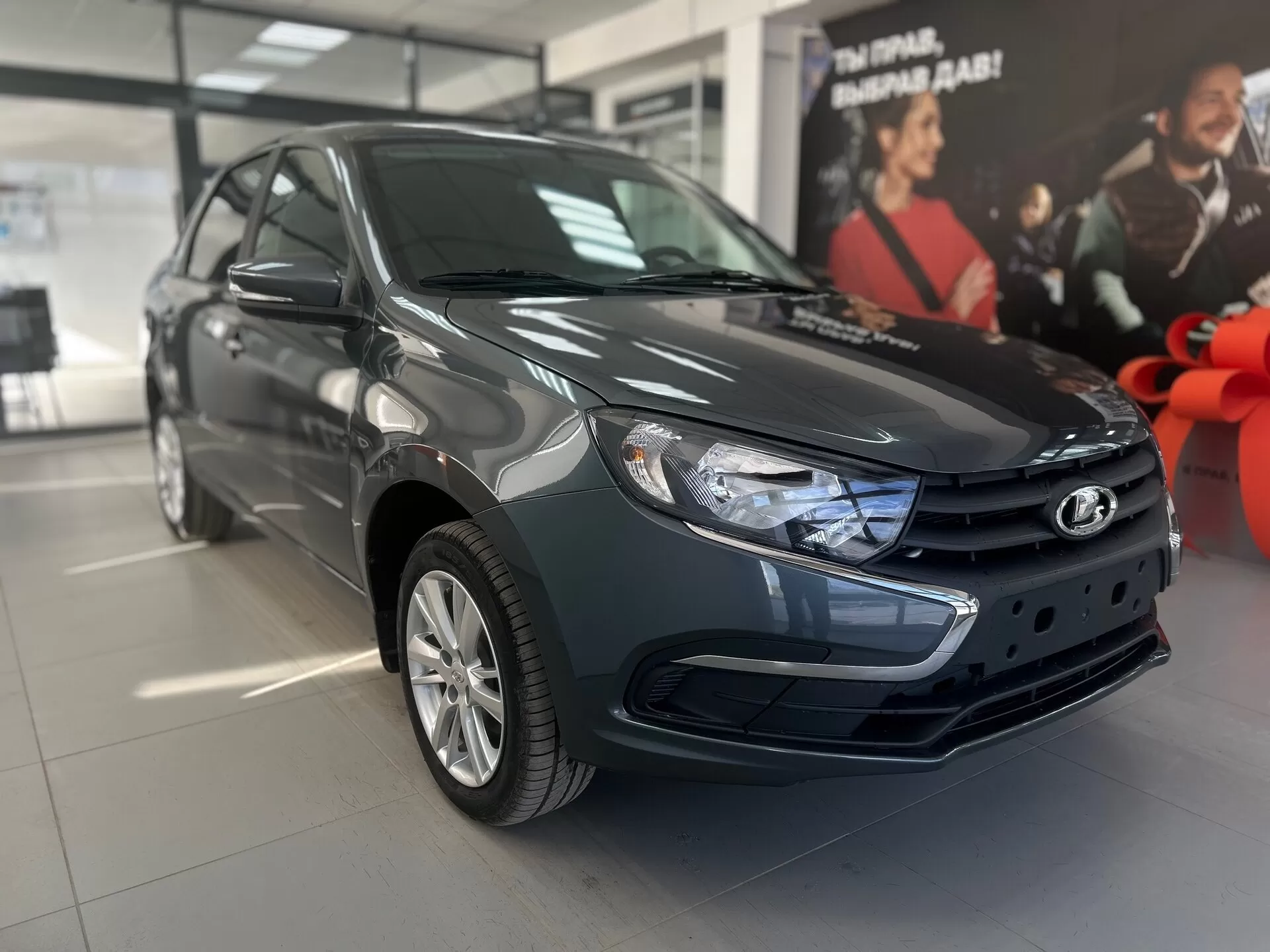 Lada (ВАЗ), Granta, I Рестайлинг, 1.6 MT (90 л.с.)