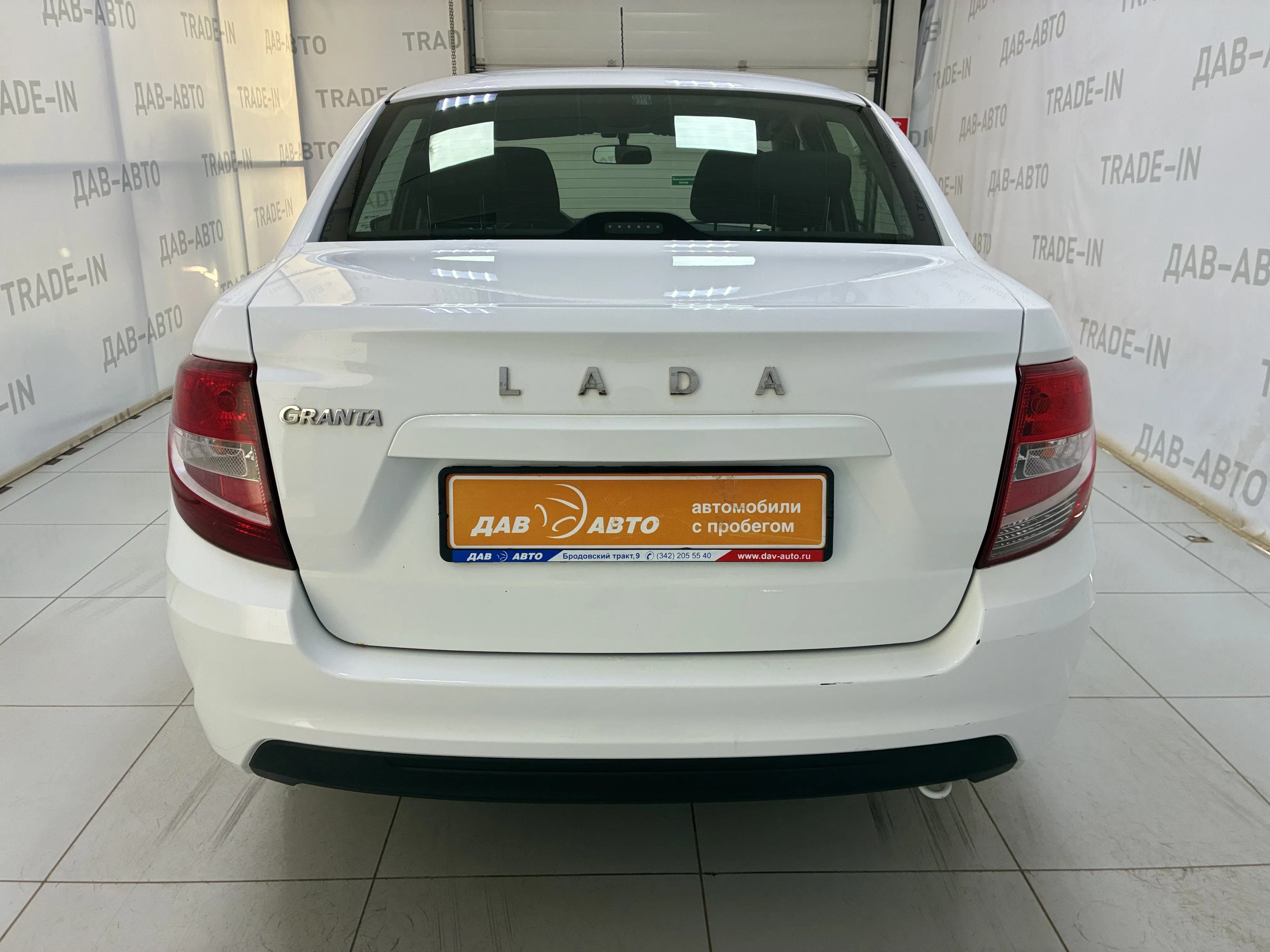 Lada (ВАЗ) Granta, I Рестайлинг, 1.6 MT (87 л.с.)