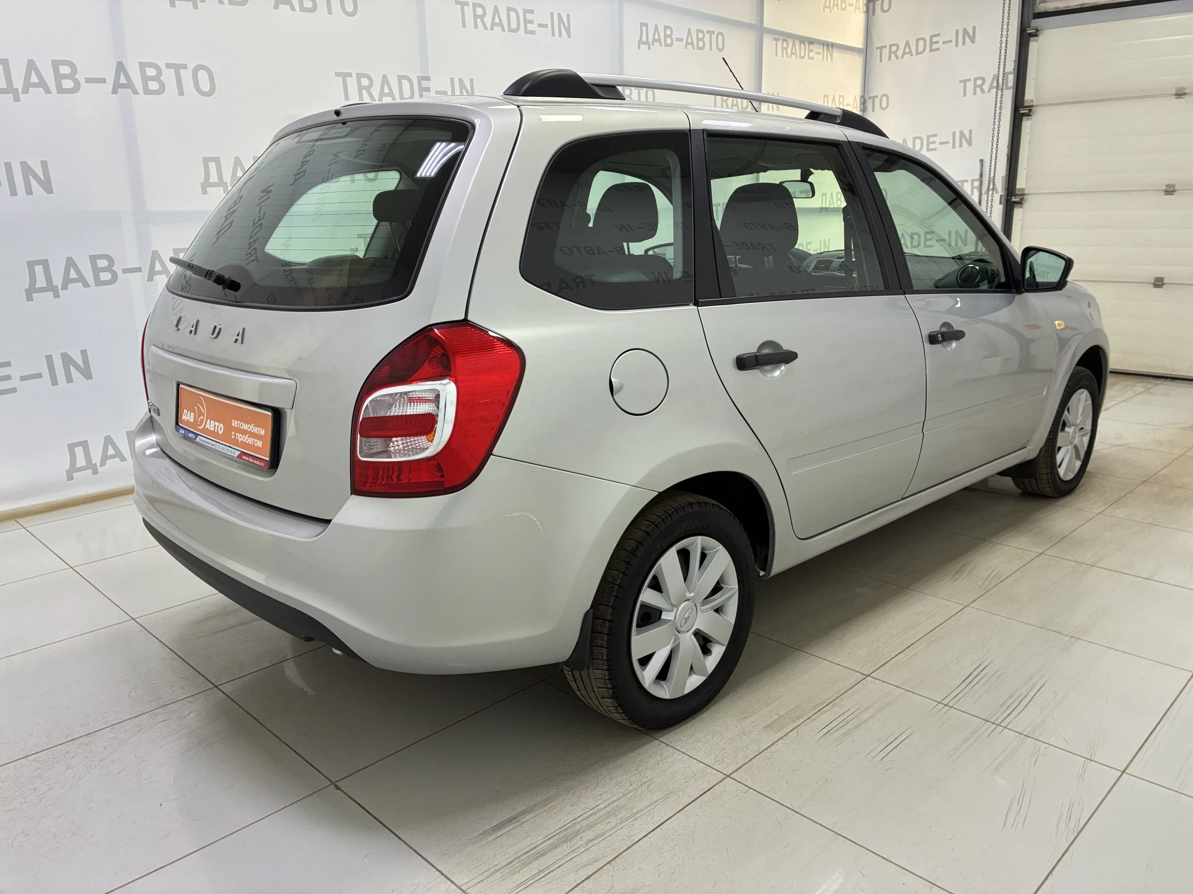 Lada (ВАЗ) Granta, I Рестайлинг, 1.6 MT (87 л.с.)