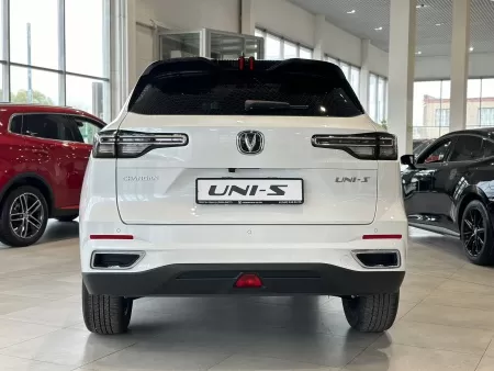 Changan UNI-S, I, 1.5 AMT (181 л.с.)