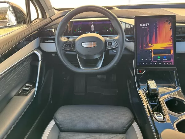 Geely Atlas, II, 2.0 AT (200 л.с.) 4WD