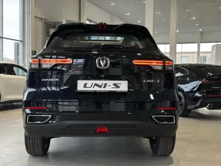 Changan UNI-S, I, 1.5 AMT (181 л.с.)