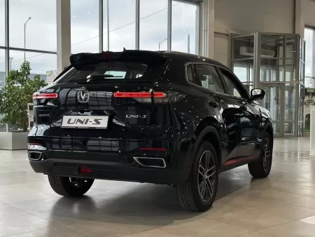 Changan UNI-S, I, 1.5 AMT (181 л.с.)
