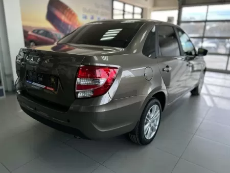 Lada (ВАЗ), Granta, I Рестайлинг, 1.6 MT (90 л.с.)
