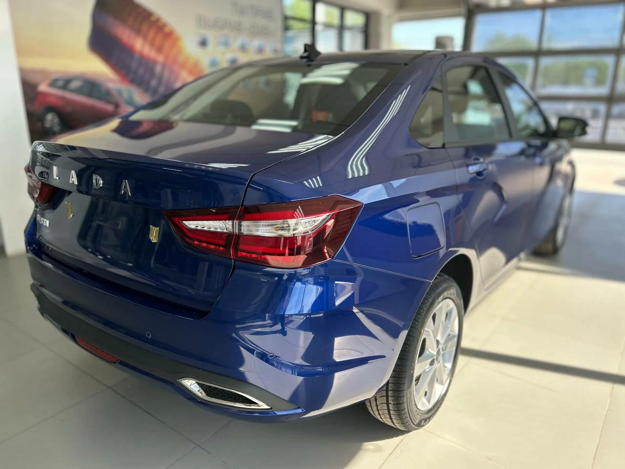 Lada (ВАЗ), Vesta, I Рестайлинг (NG), 1.8 CVT (122 л.с.)