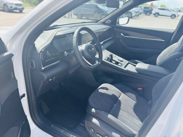 Geely Monjaro, I, 2.0 AT (238 л.с.) 4WD