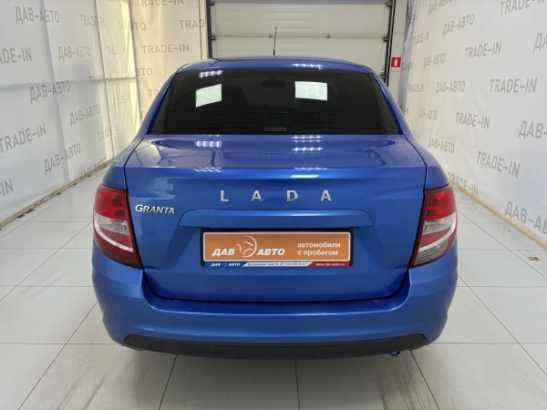 Lada (ВАЗ) Granta, I Рестайлинг, 1.6 MT (106 л.с.)