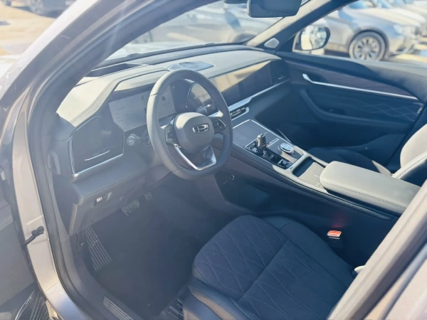 Geely Monjaro, I, 2.0 AT (238 л.с.) 4WD