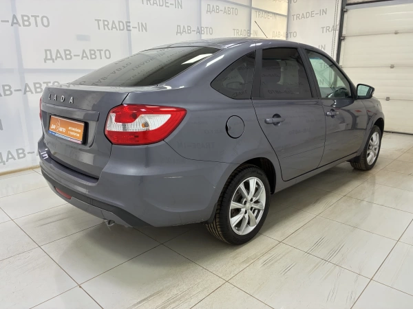 Lada (ВАЗ) Granta, I Рестайлинг, 1.6 MT (90 л.с.)
