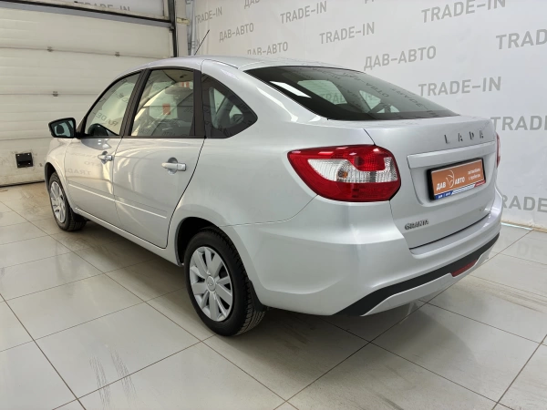 Lada (ВАЗ) Granta, I Рестайлинг, 1.6 MT (90 л.с.)