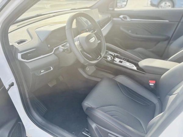 Geely Coolray, I Рестайлинг 2, 1.5 AMT (147 л.с.)