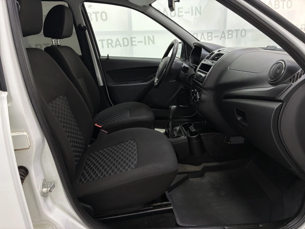 Lada (ВАЗ) Granta, I Рестайлинг, 1.6 MT (87 л.с.)