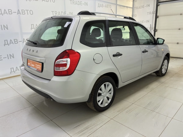 Lada (ВАЗ) Granta, I Рестайлинг, 1.6 MT (87 л.с.)