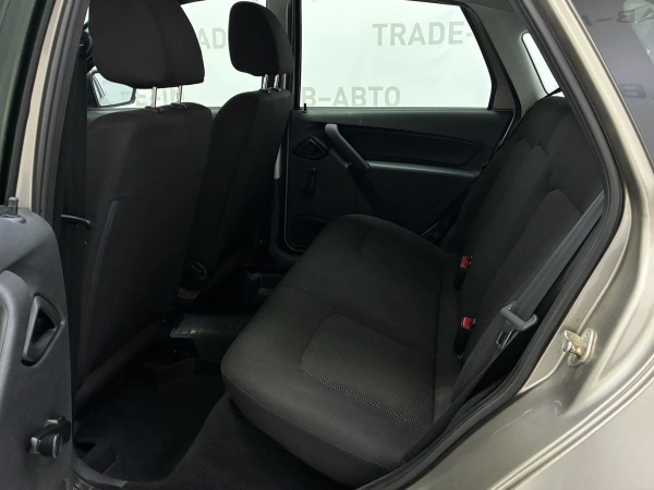 Lada (ВАЗ) Granta, I Рестайлинг, 1.6 MT (87 л.с.)